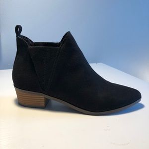 Black microsuede ankle Booties
